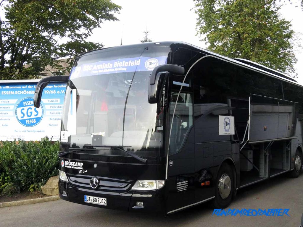 SGS Essen II gegen Arminia - Bus ist da