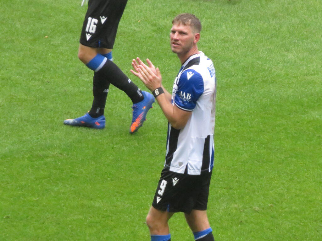 SV Wehen Wiesbaden gegen Arminia